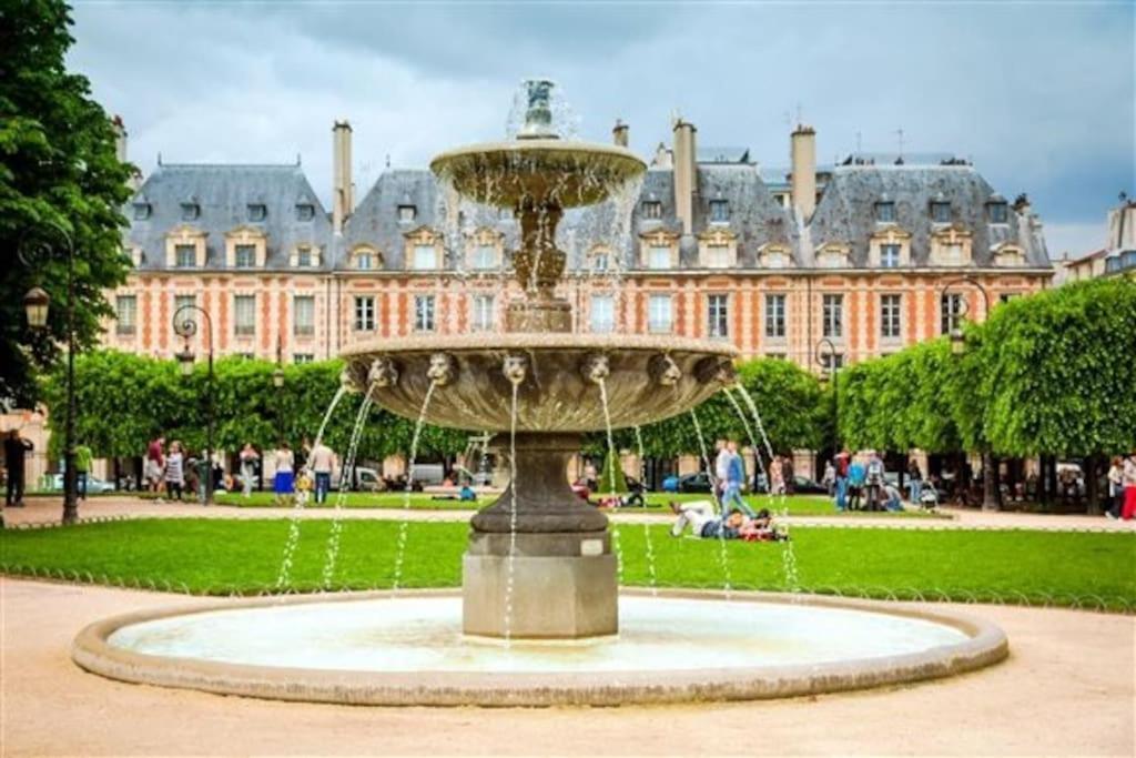 M1 - Magnificent In Le Marais's Heart Apartment *